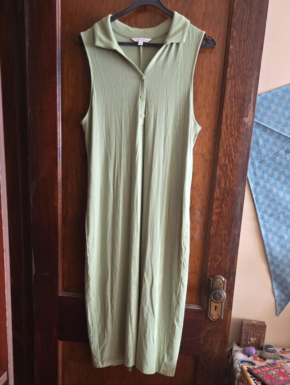 Sleeveless Collared Knit Dress - Light Green